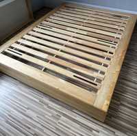 Drewniana rama łóżka IKEA