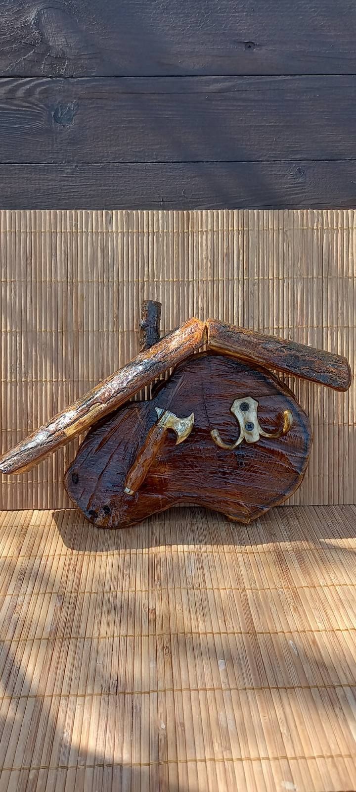 Ключница деревянная декоративная в стиле лофт loft