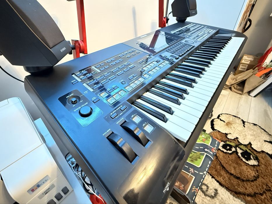 Yamaha Tyros 4 Limited Edition black