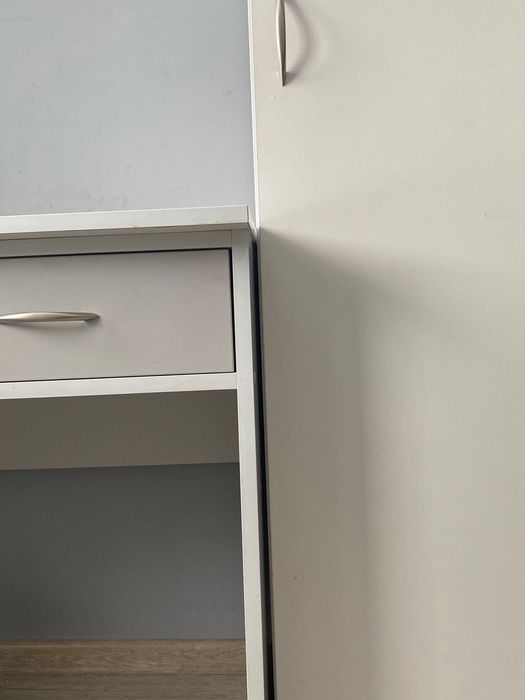 Sprzedam meble ( biurko + dwa regały )