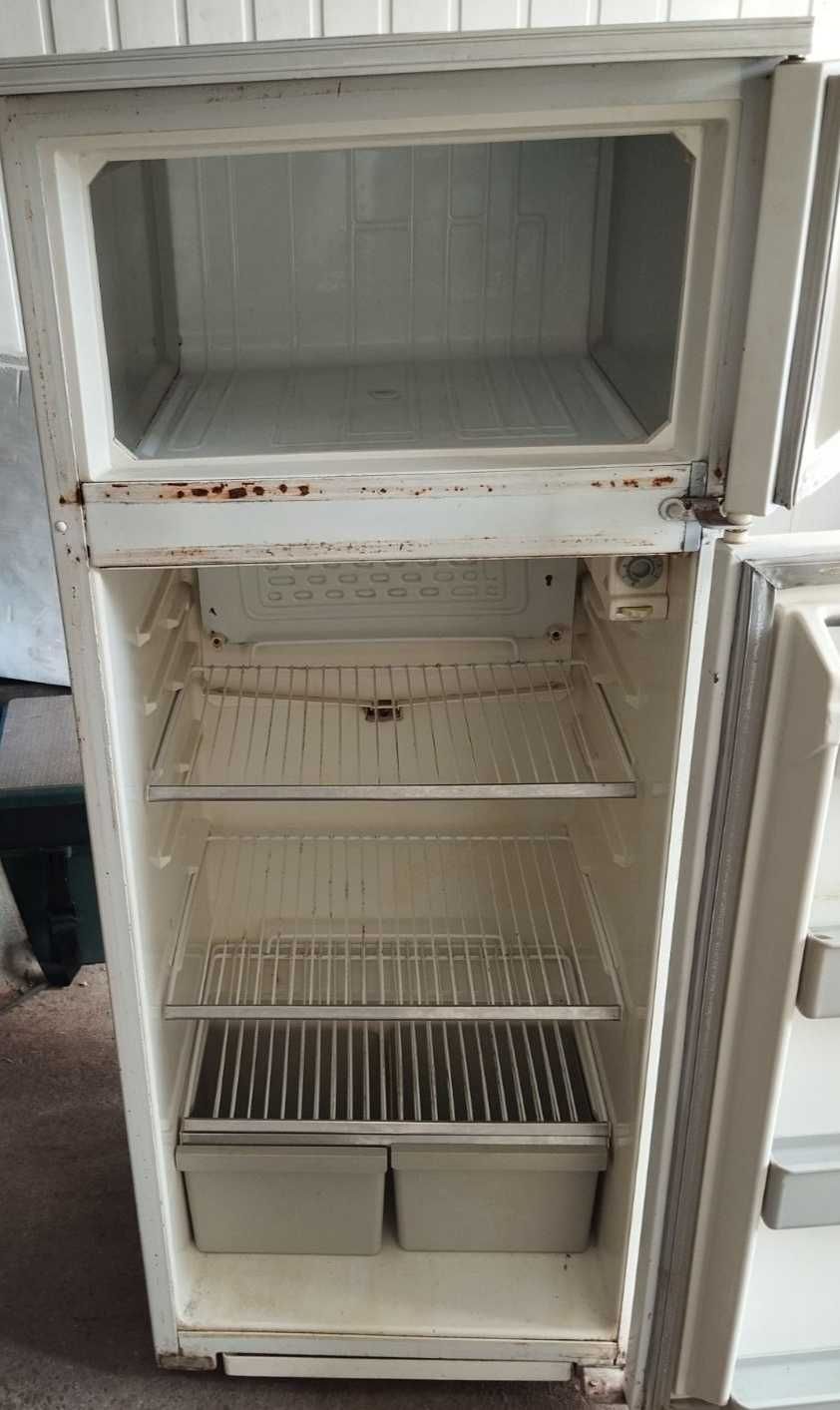 Холодильник бу мінск
