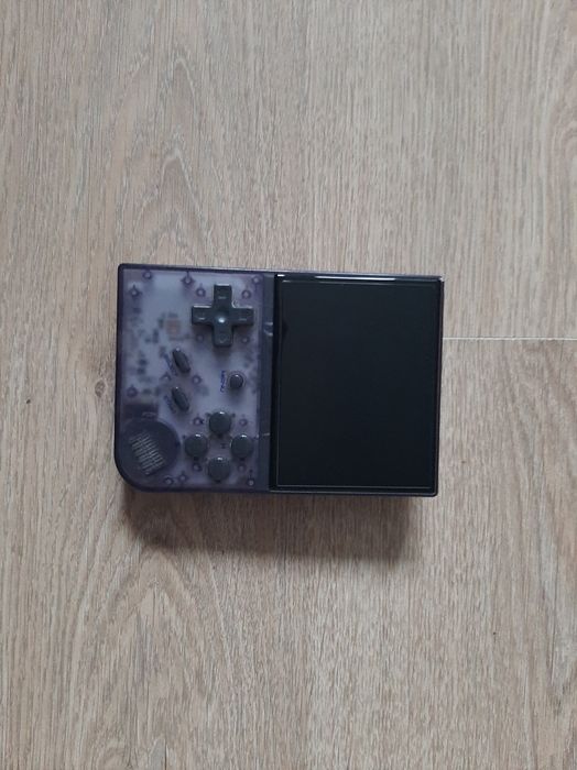 Переносная игровая приставка Andernic RG 35XX