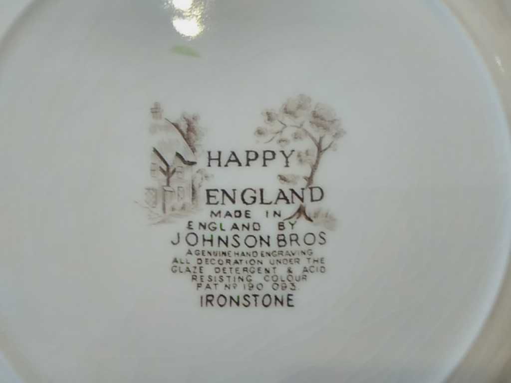 Pratos ingleses Johnson Brothers, Happy England