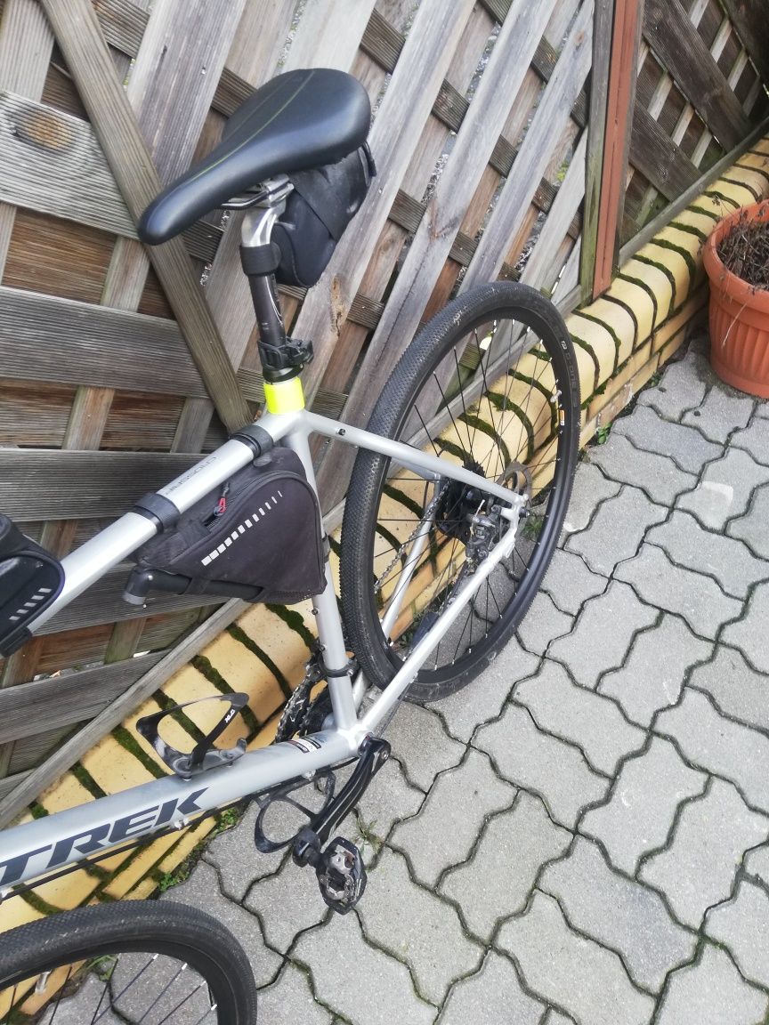 Gravel Trek Crossrip, rama 61 cm