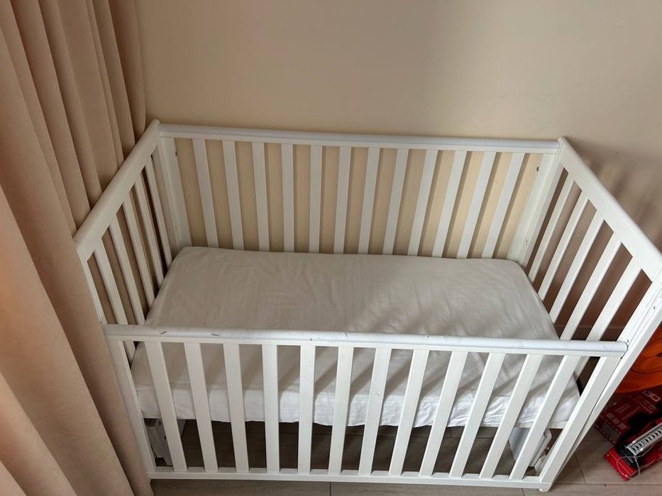 Дитяче ліжечко Верес з маятником разом з матрасом