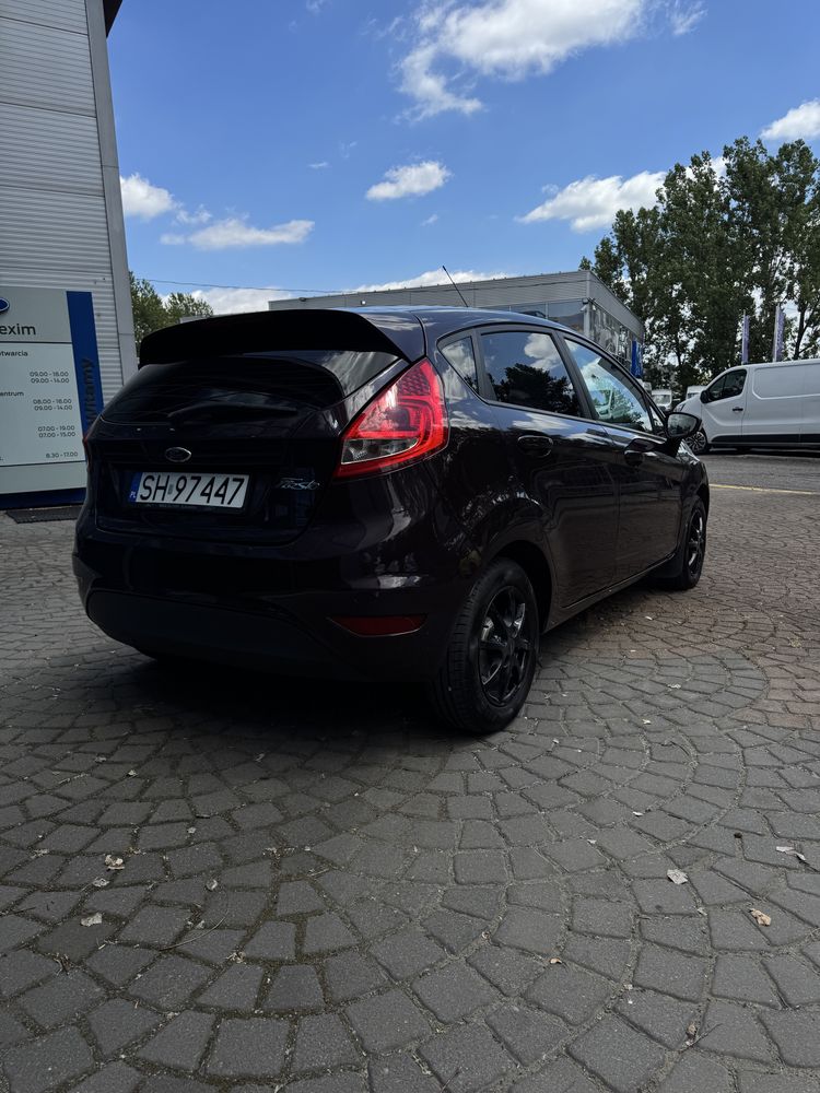 Ford Fiesta mk7 2011 rok rezerwacja