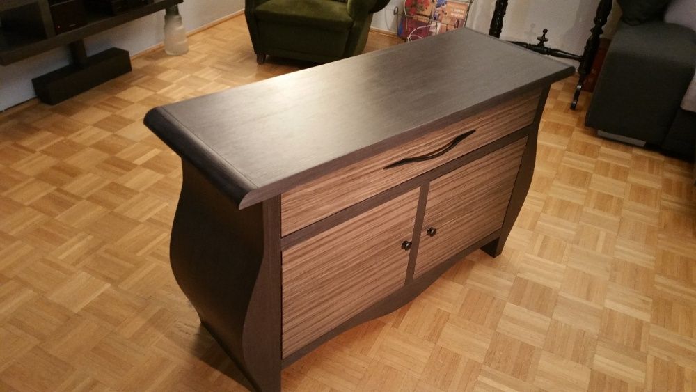 Komoda ponad czasowa