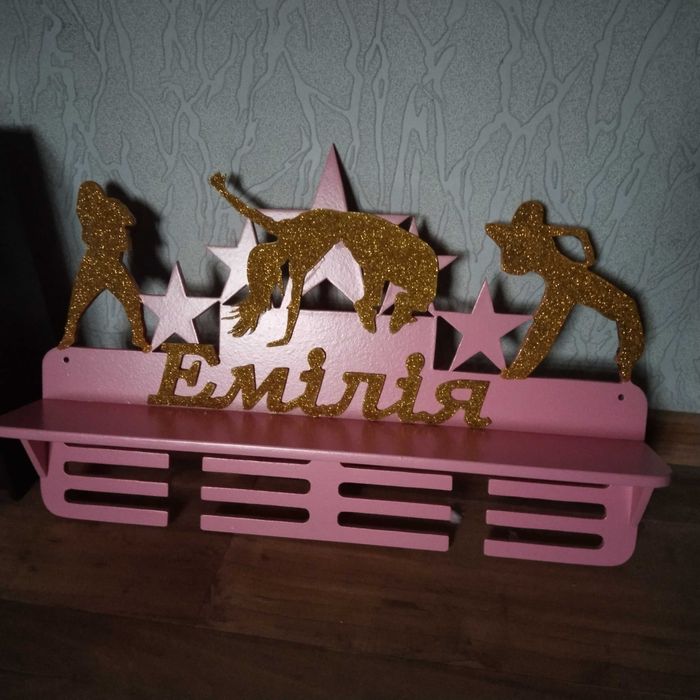 Медальница. Полка для кубков. Вешалка для медалей. Ящик для грамот