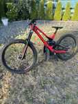 Specialized Demo 8 2016  gotowy na zjazdy!  Rozmiar L