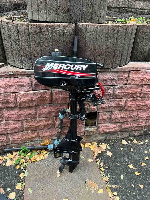 Двигун човниковий Mercury 3.3