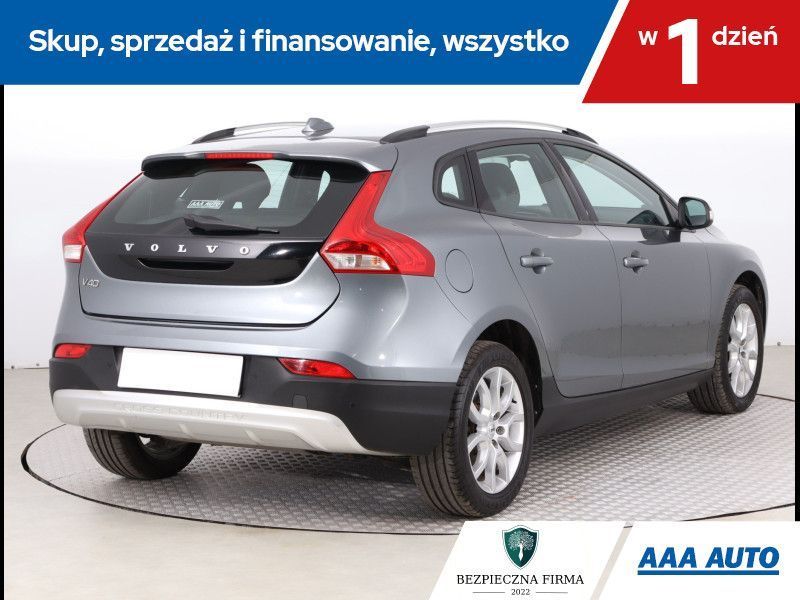 Volvo V40 2.0 D2, Automat, Navi, Klimatronic, Tempomat, Parktronic