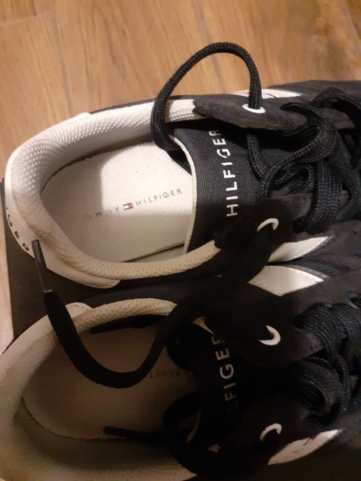 Tenis Tommy Hilfiger n.40