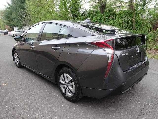 2017 Toyota Prius Four