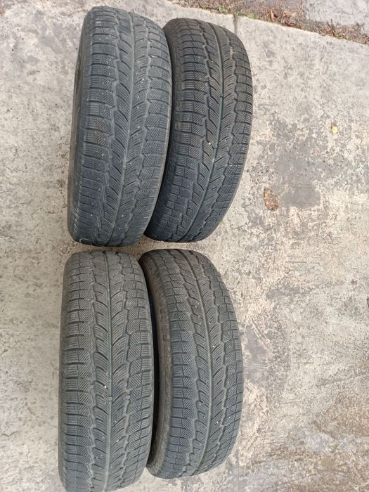 Продам зимние шины.Состояние новых.