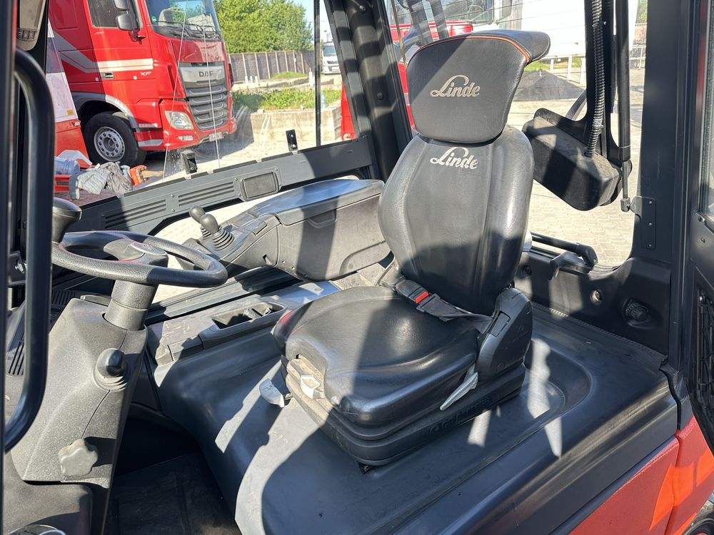 Linde E25 електричний погружчик 2020 рік