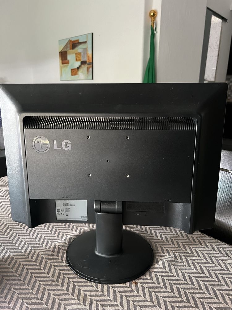 Monitor LG (LCD)