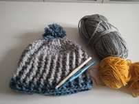 Gorro em lã feito à mão