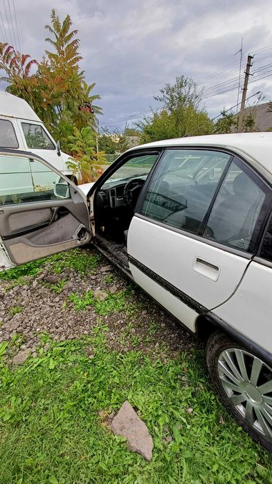 Продам Опель омега.а