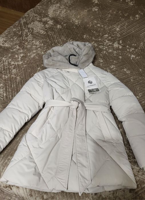 Куртка пуховик.на зиму