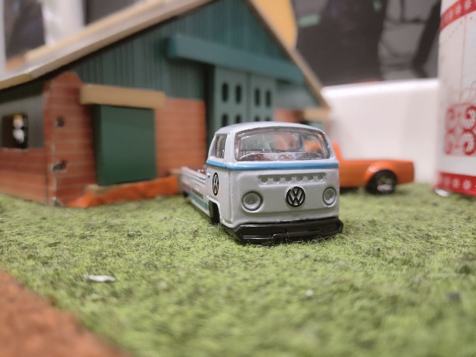 Volkswagen T2 pickup, hot wheels matchbox