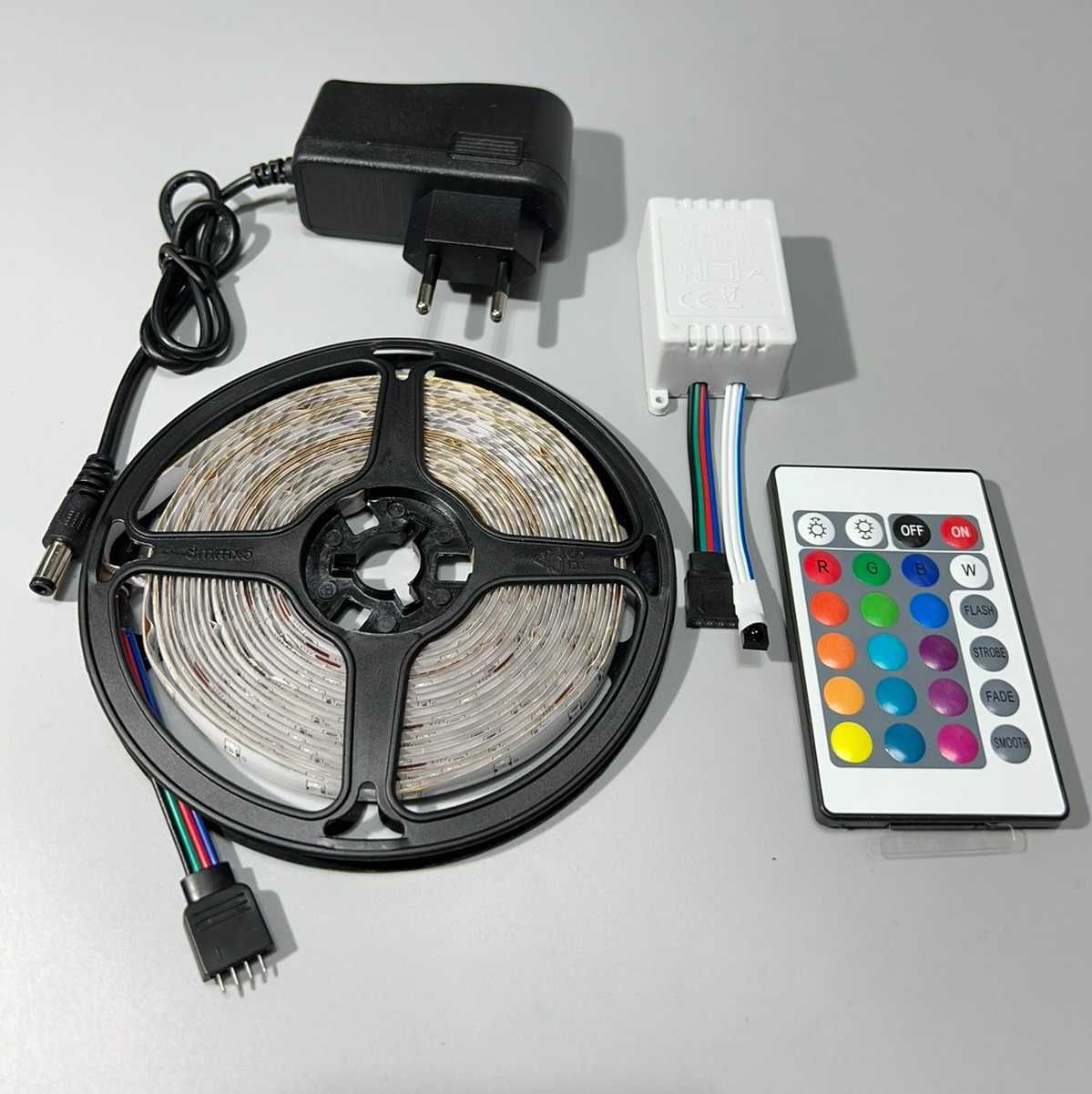 Светодиодная лента RGB 2835 от розетки 220В с пультом 5м 270х LED