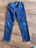 Spodnie jeans 128