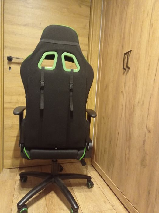Fotel gaming-owy Apexracer(odbiór osobisty)