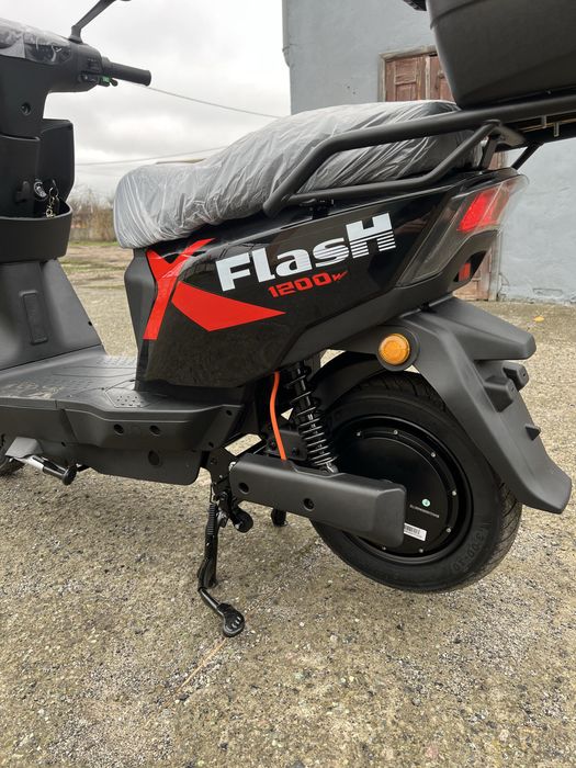 Електроскутер Corso FlashX 1200W.