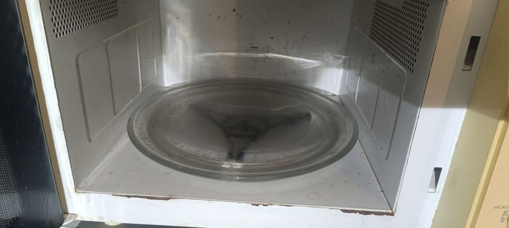 Micro ondas moulinex com grill