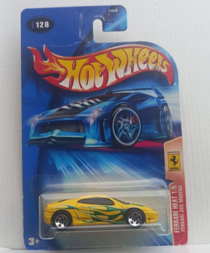 Hot wheels ferrari 360 modena saiu no ano 2003