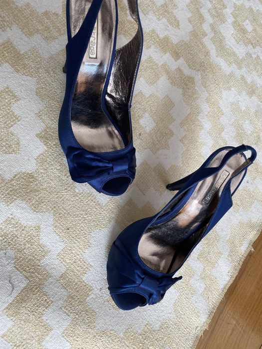 Sapato azul como novo