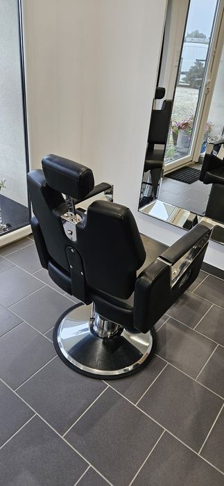 Fotel barberski czarny chrom rozkladany