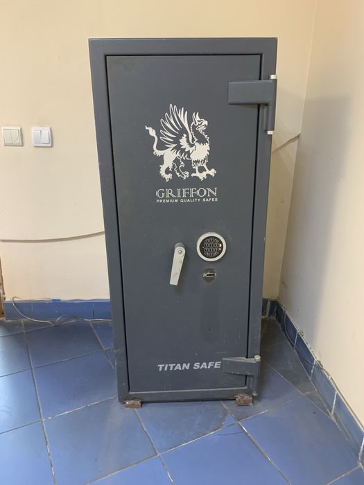 Сейф Griffon premium quality safes