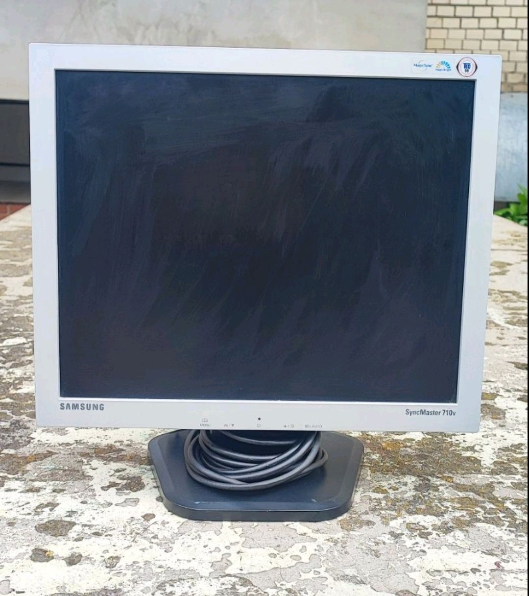 монітор 17" Samsung