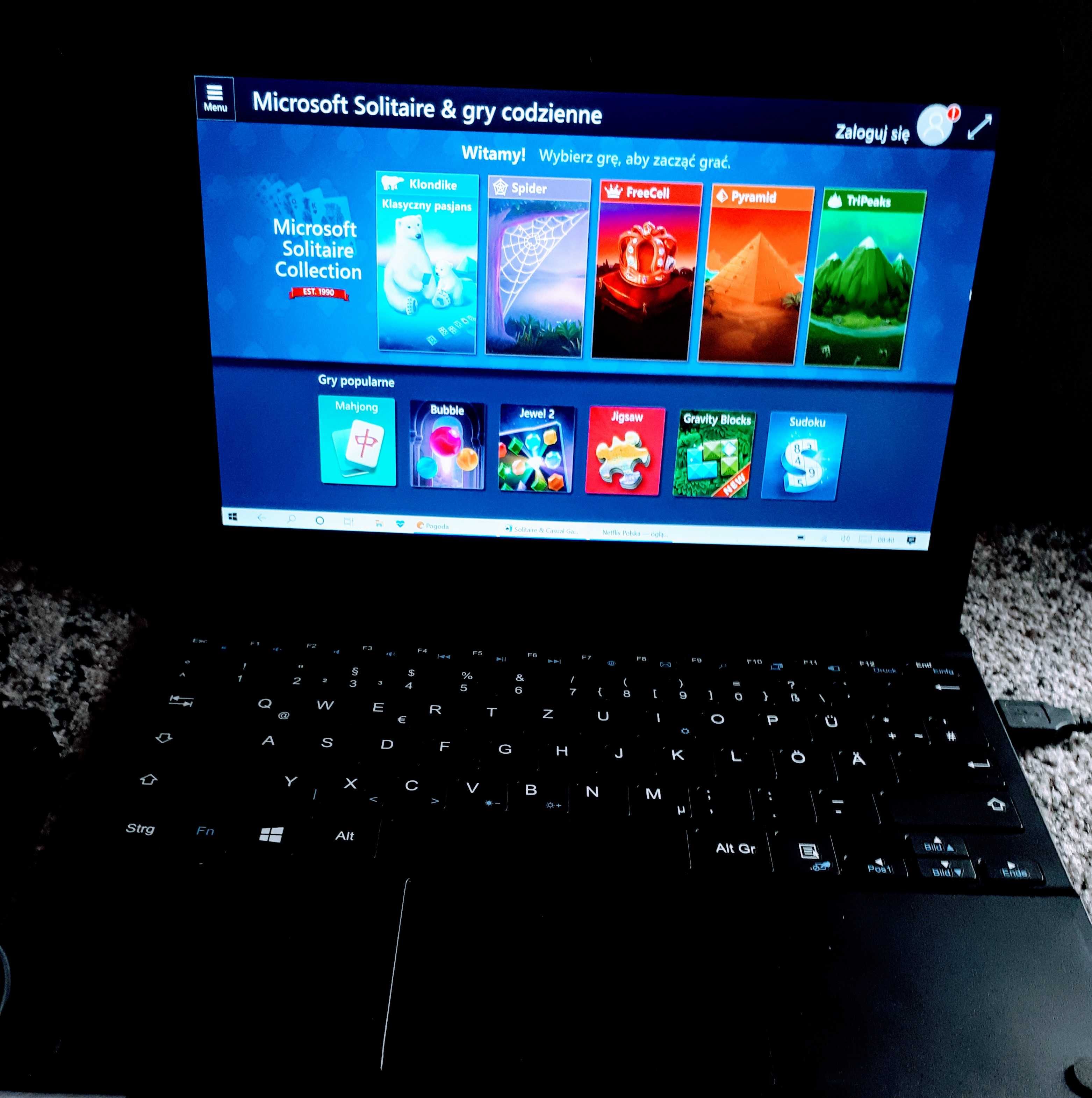 Laptop Trekstor 11.6" 4Gb/64Gb Windows 10 czarmy