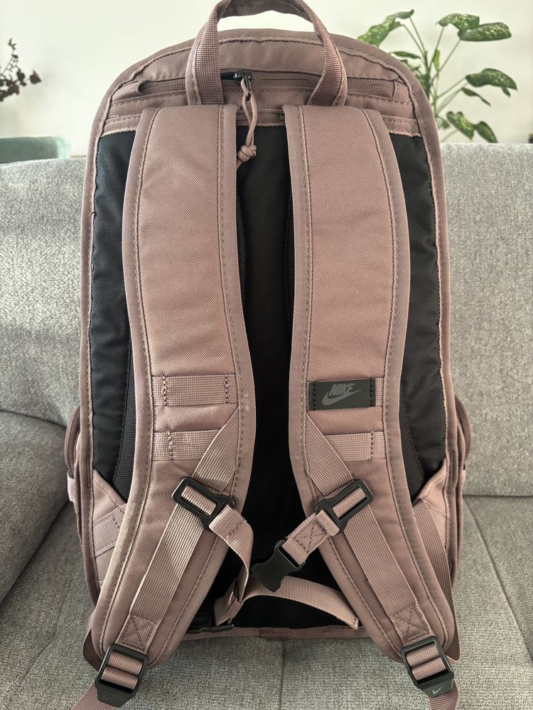 Plecak Nike Backpack - Nowy - 26 l