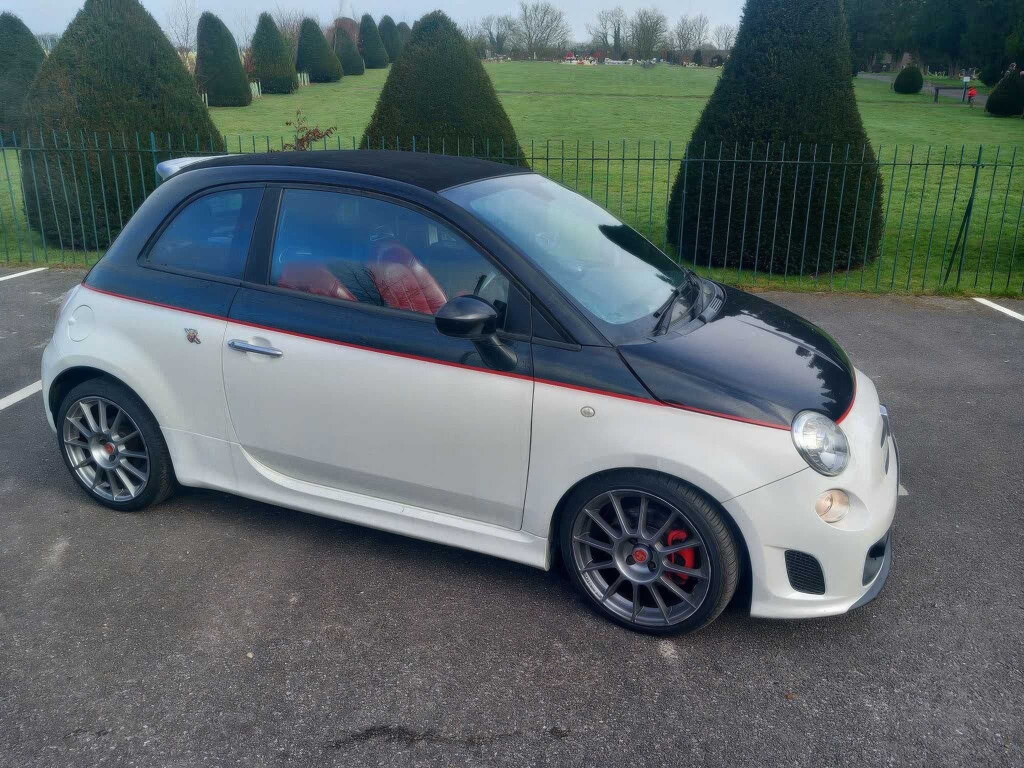 Fiat	500C		 	2011