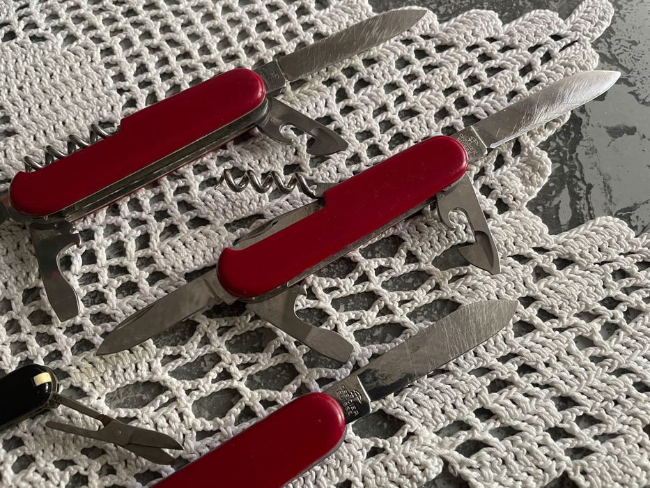 Zestaw starszych scyzoryków Victorinox