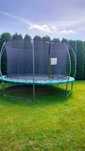 Trampolina dziecięca do skakania