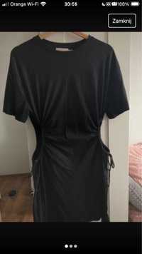 sukienka czarna mini krotka basic z krotkim rekawem i wycieciami