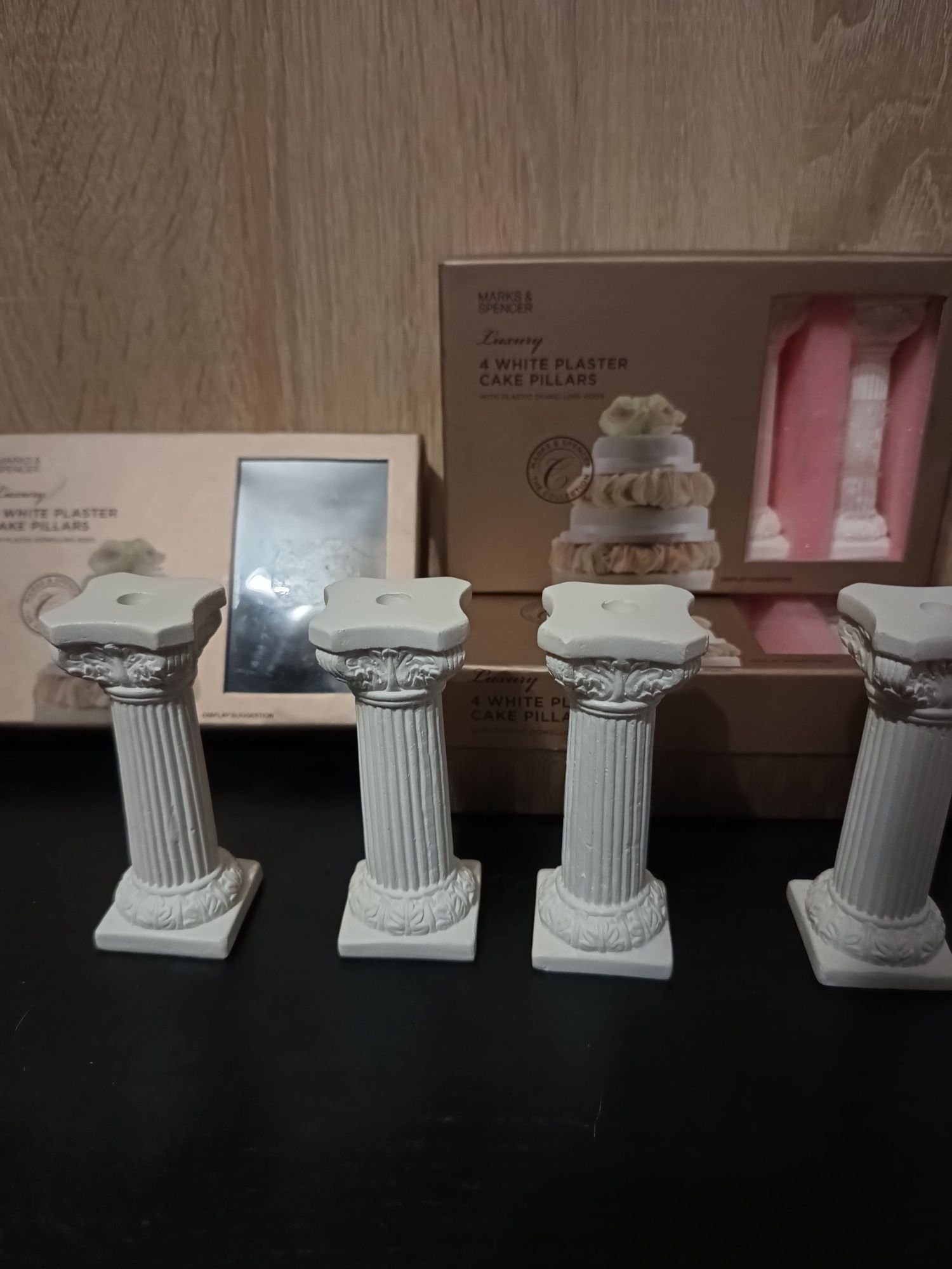 Kolumny filary greckie