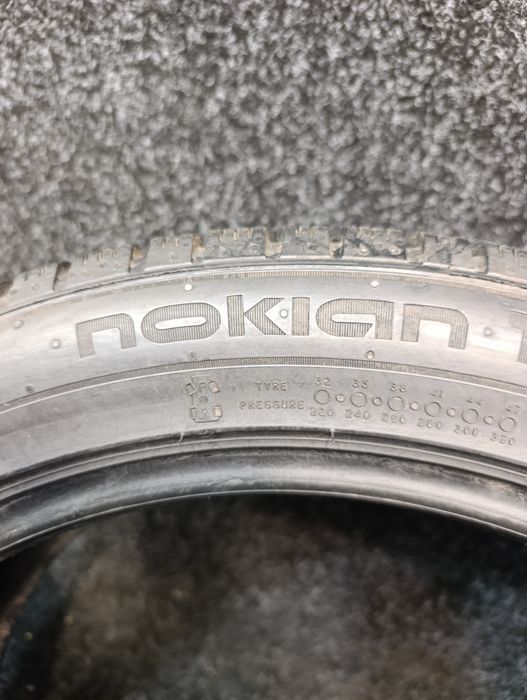 235/45R18 Nokian Hakkapeliitta R5 EV