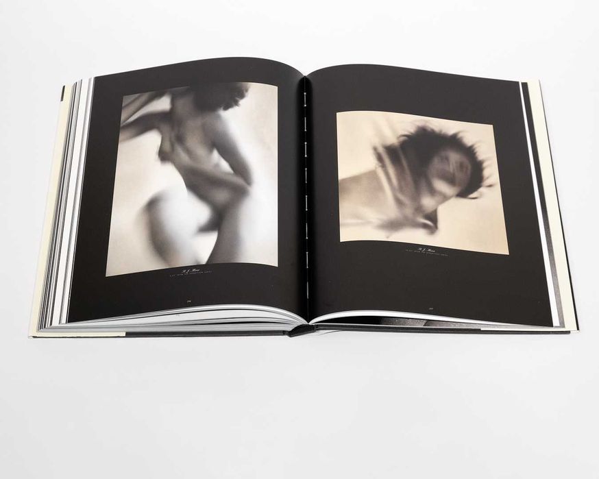 Книга эротической фотографии лучших фотографов мира Graphis Nudes V.3