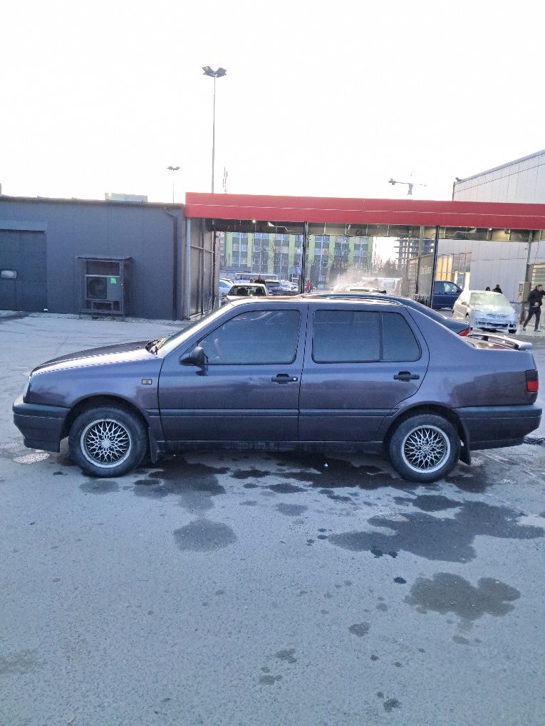 Продам vw vento 1994