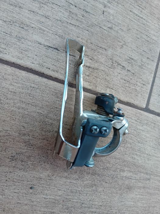 Przednia przerzutka Shimano Alivio