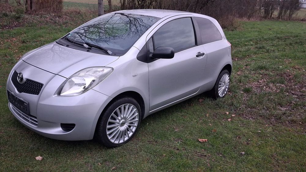 Toyota Yaris Toyota Yaris Klima Koła zimowe