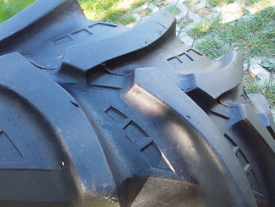 Opona  280/70r18 PETLAS 15mm