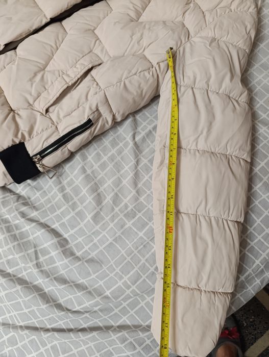 Куртка молочна жіноча весна