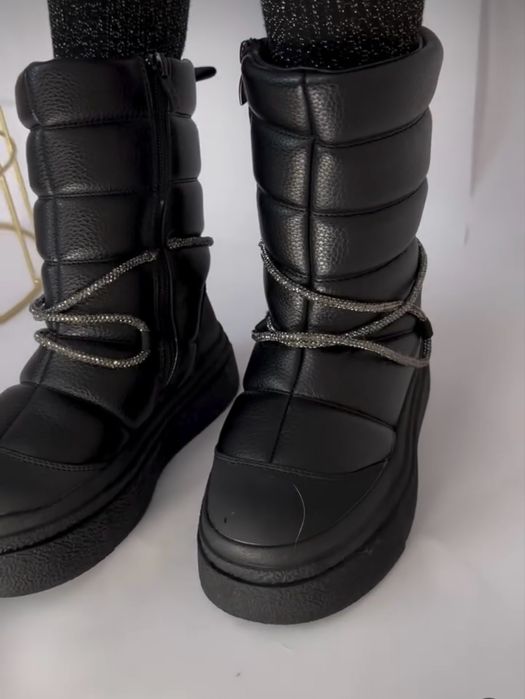 Чоботи для дівчинки