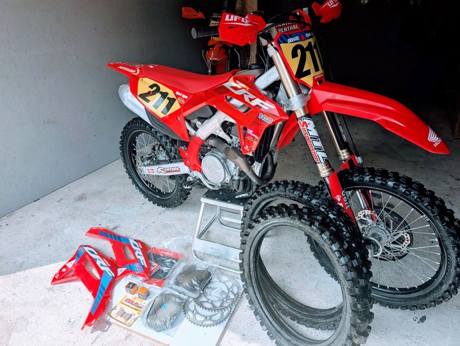 Honda CRF 450R 2021 rok 62mth, stan b.dobry. 2 kpl. Plastikow KTM SXF